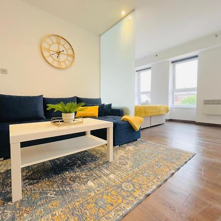Park Street Apartment Luton By Hostaguest Eksteriør bilde