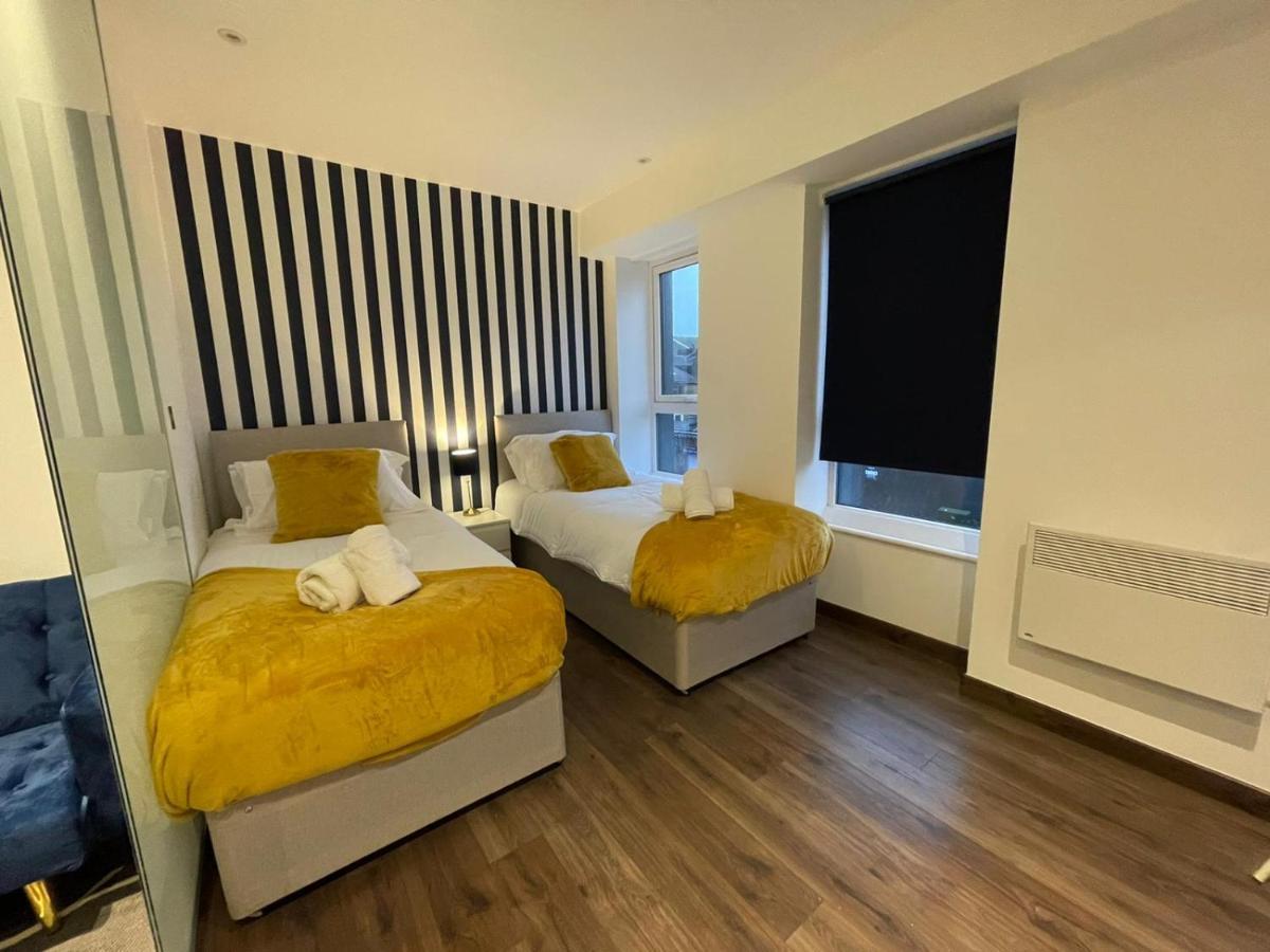 Park Street Apartment Luton By Hostaguest Eksteriør bilde