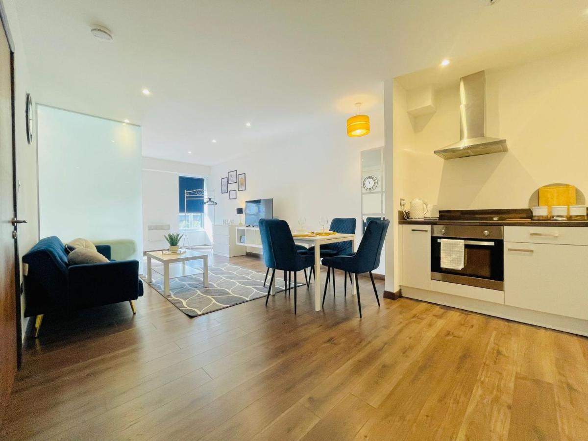 Park Street Apartment Luton By Hostaguest Eksteriør bilde