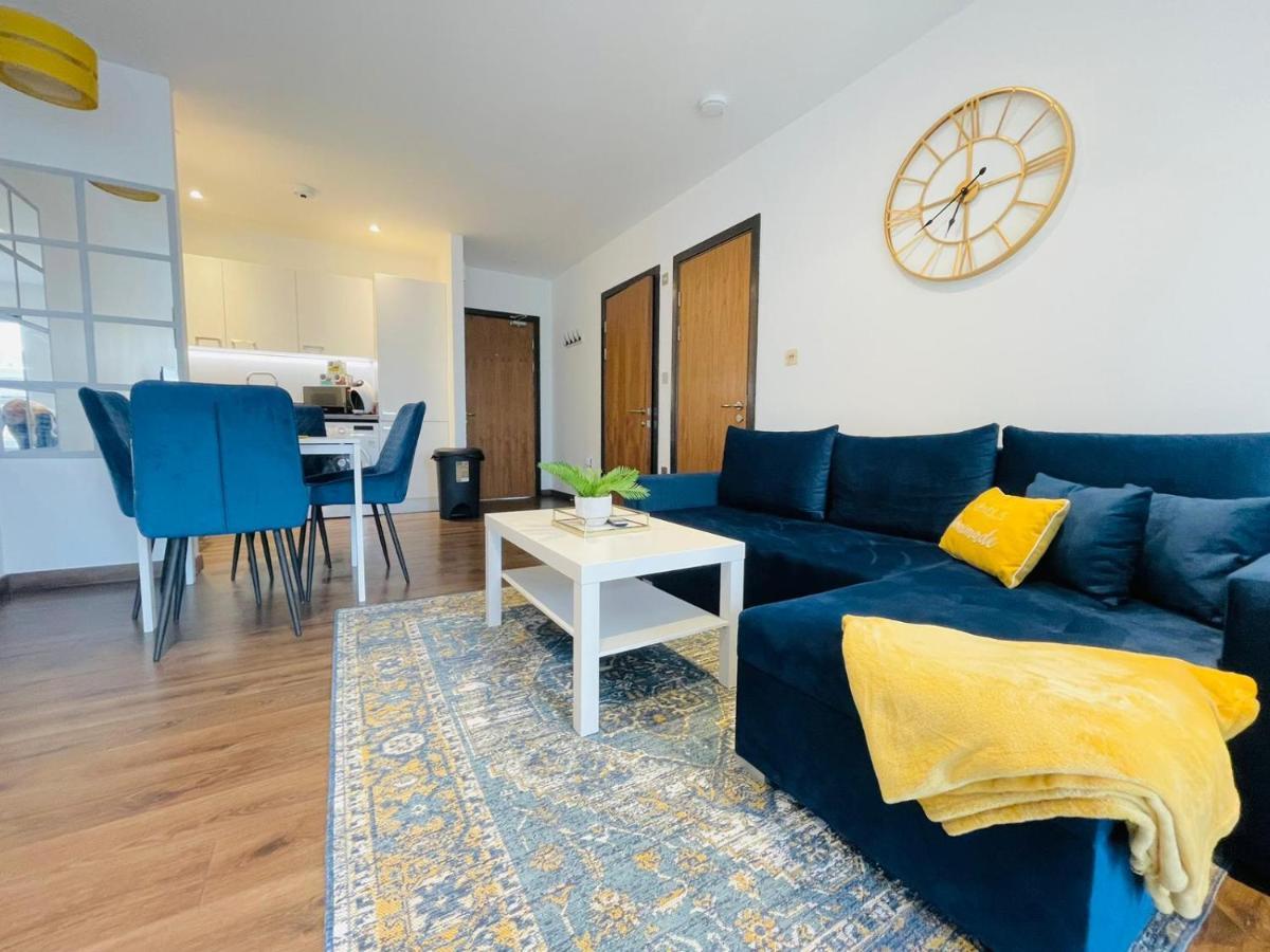 Park Street Apartment Luton By Hostaguest Eksteriør bilde
